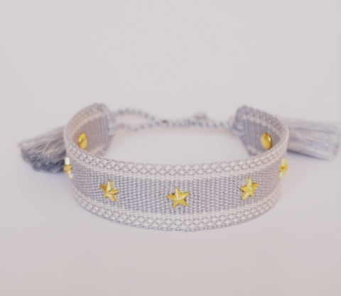 Pulsera hilos estrellas