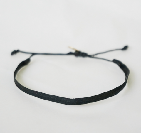 Pulsera negra